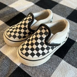 Toddler 4 checkered Vans